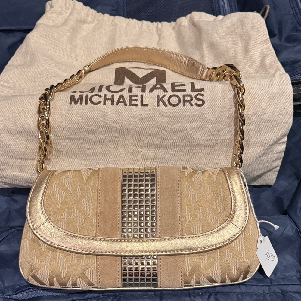 Michael Kors Beige and Gold Shoulder Bag